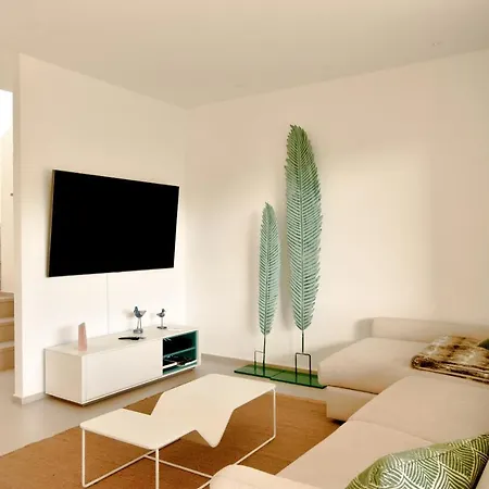 Colinas - Gazmira 3,3 Penthouse Nature Reserve View & Jacuzzi Vakantiehuis *