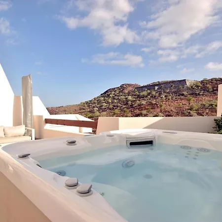 Colinas - Gazmira 3,3 Penthouse Nature Reserve View & Jacuzzi Vakantiehuis Arona (Tenerife)