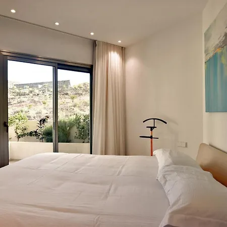 Colinas - Gazmira 3,3 Penthouse Nature Reserve View & Jacuzzi Vakantiehuis *